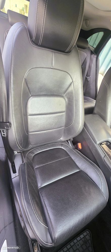 Jaguar F-Pace 20d AWD Aut. R-Sport - 6