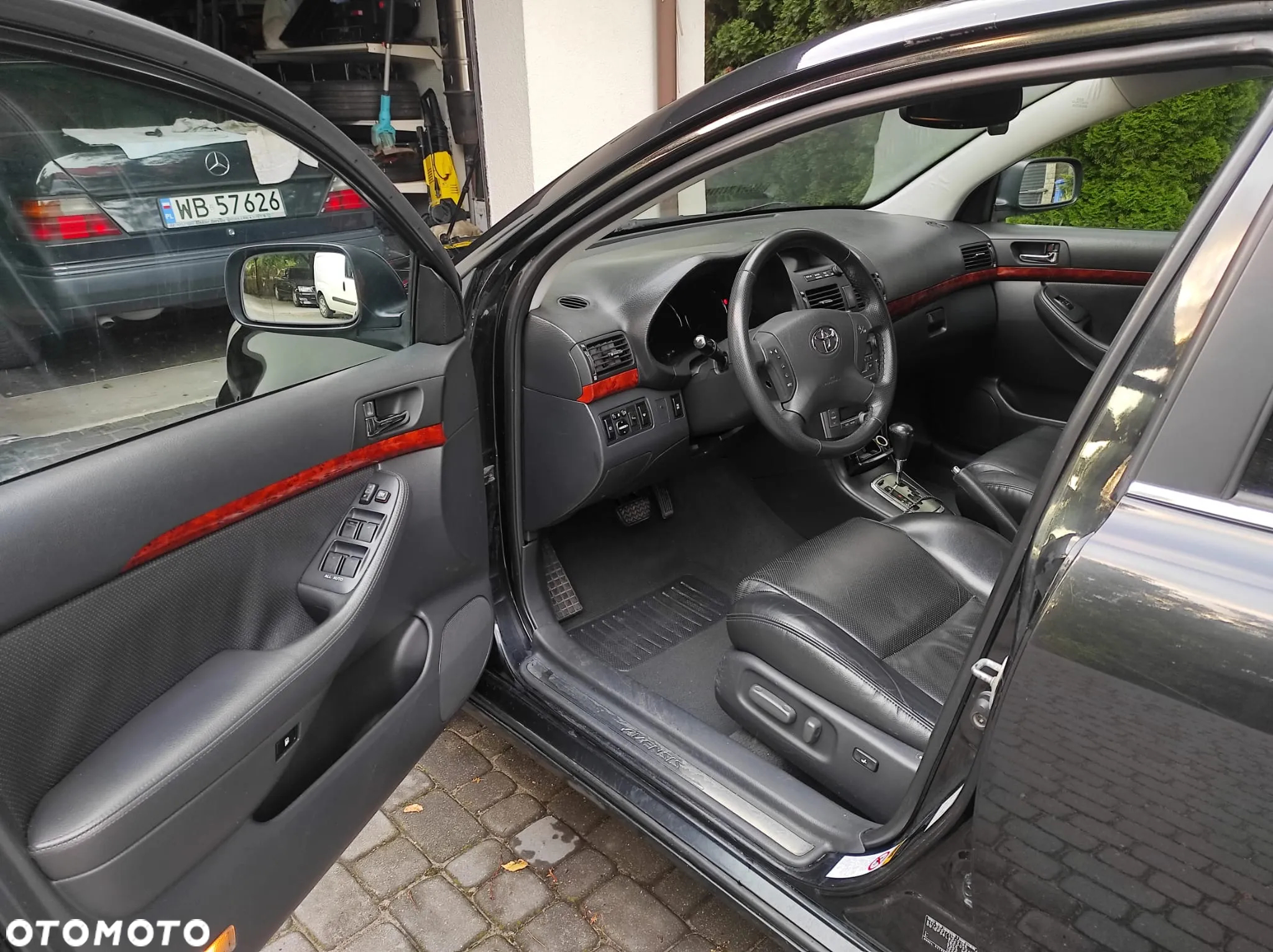 Toyota Avensis 2.4 VVT-i Prestige - 7