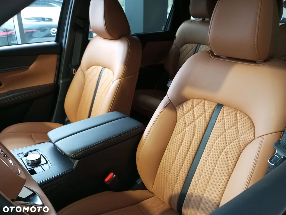 Mazda CX-80 ver-2-5-e--skyactiv-phev-homura-plus-awd - 12