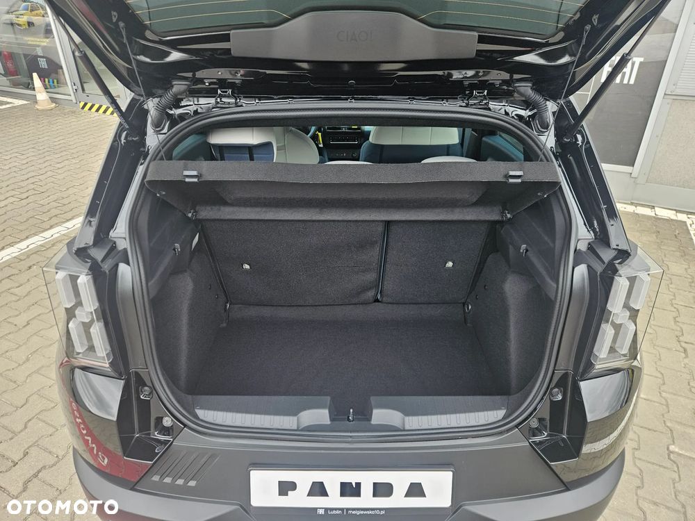 Fiat Grande Panda 1.2 mHEV La Prima eDCT - 12