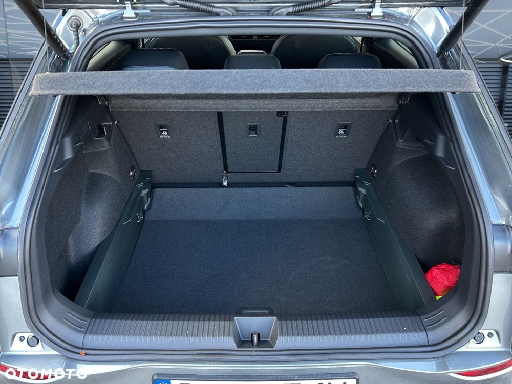 Volkswagen T-Roc - 31