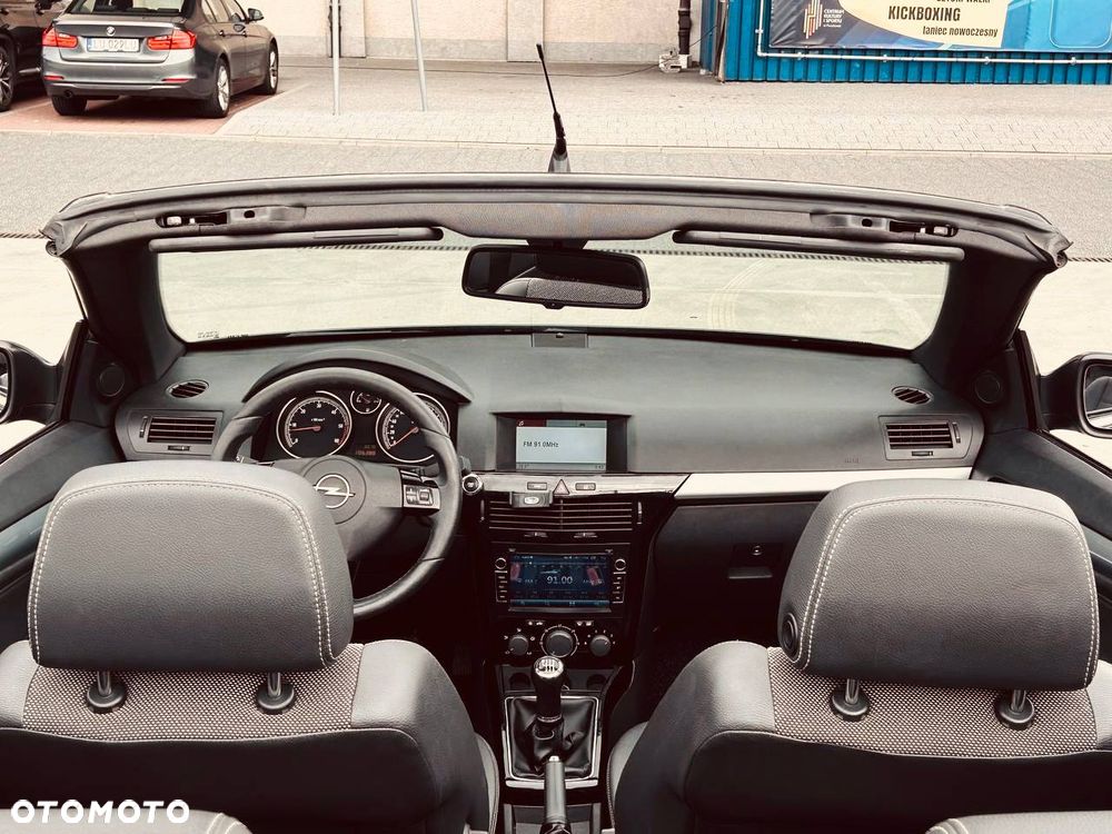 Opel Astra 1.9 CDTI DPF Cosmo - 10