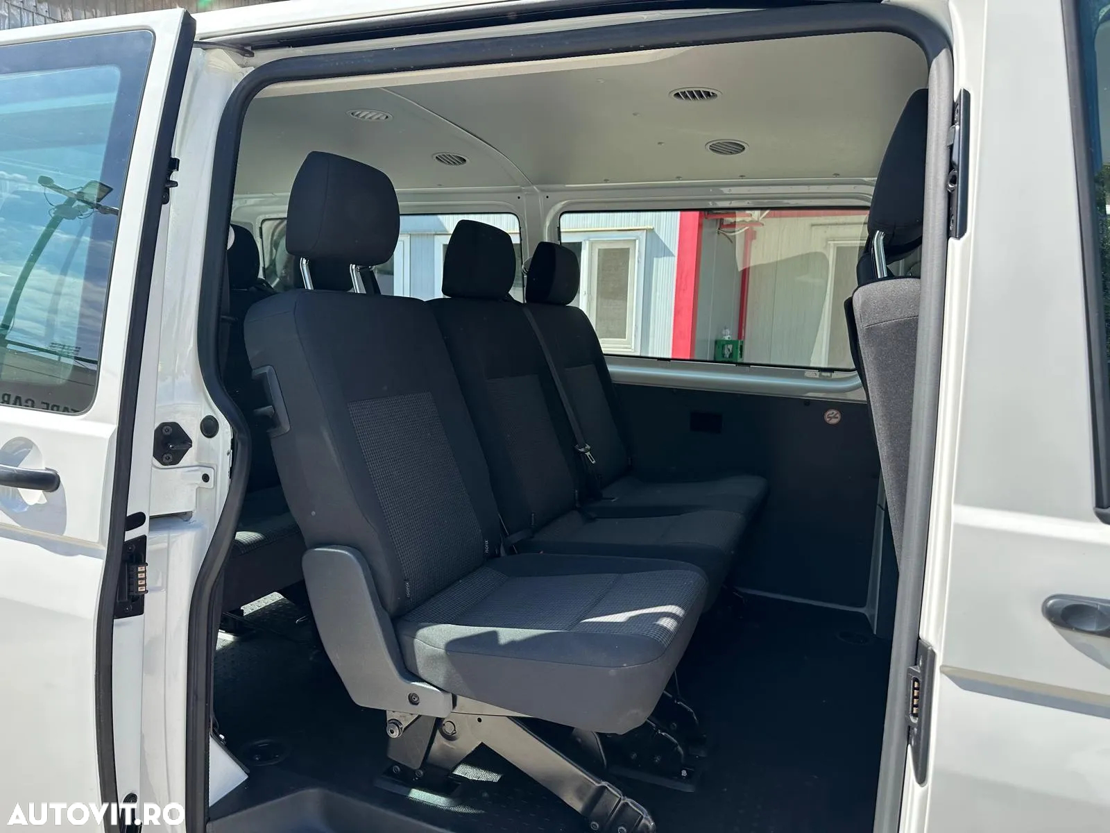 Volkswagen Transporter Sasiu CD T6.1 2.0 TDI 81 kW LR - 17