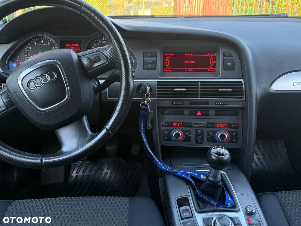 Audi A6 Avant 2.4 quattro - 4