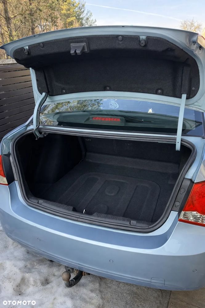 Chevrolet Cruze 1.6 LT - 8