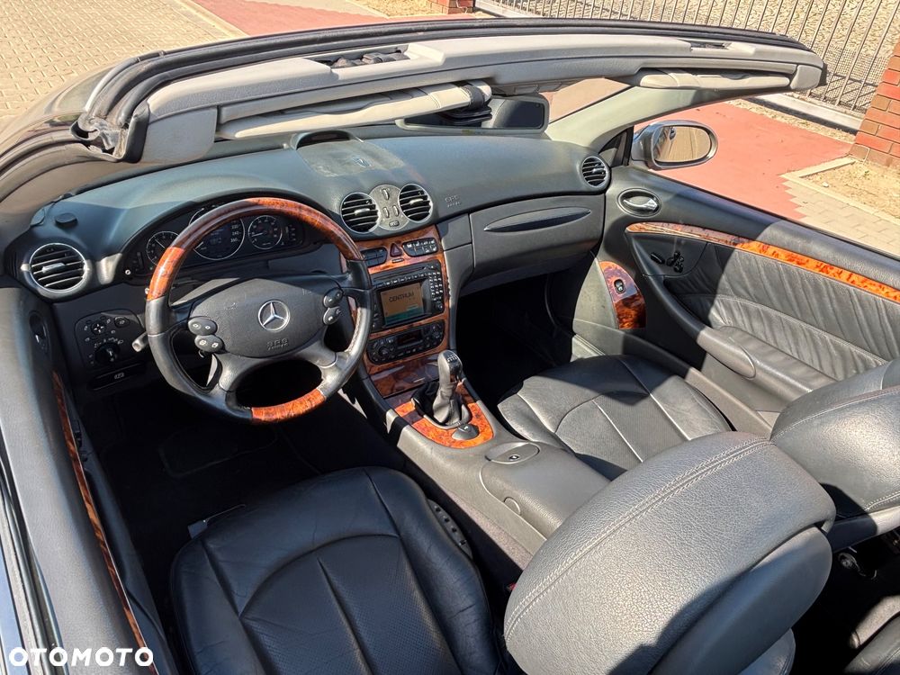 Mercedes-Benz CLK - 5
