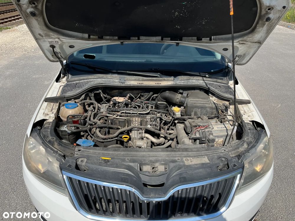 Skoda RAPID 1.6 TDI DPF Active - 9