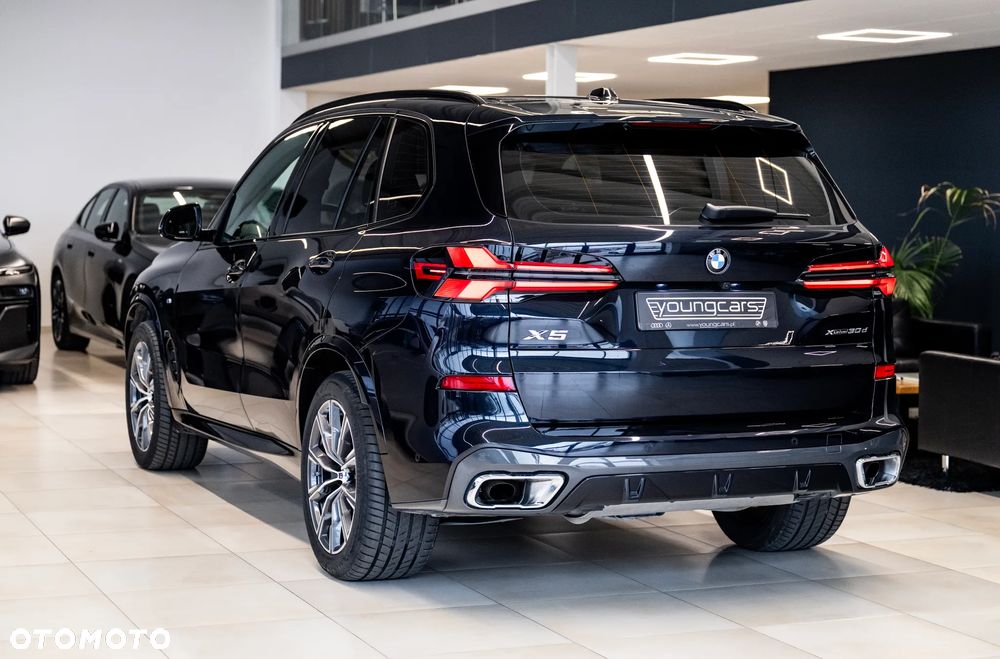 BMW X5 xDrive30d mHEV - 14