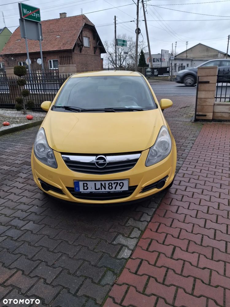Opel Corsa - 2