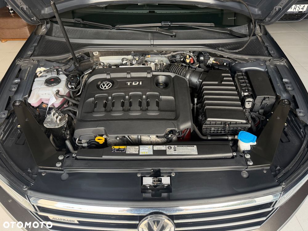Volkswagen Passat Alltrack 2.0 TDI Bi-Turbo SCR 4Mot DSG - 40