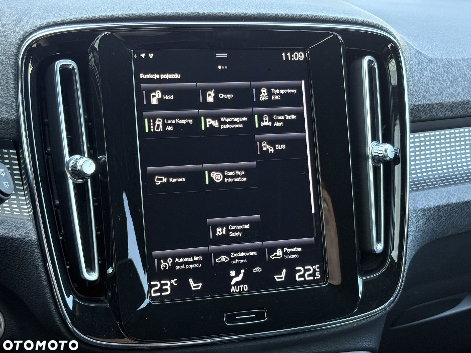 Volvo XC 40 - 11