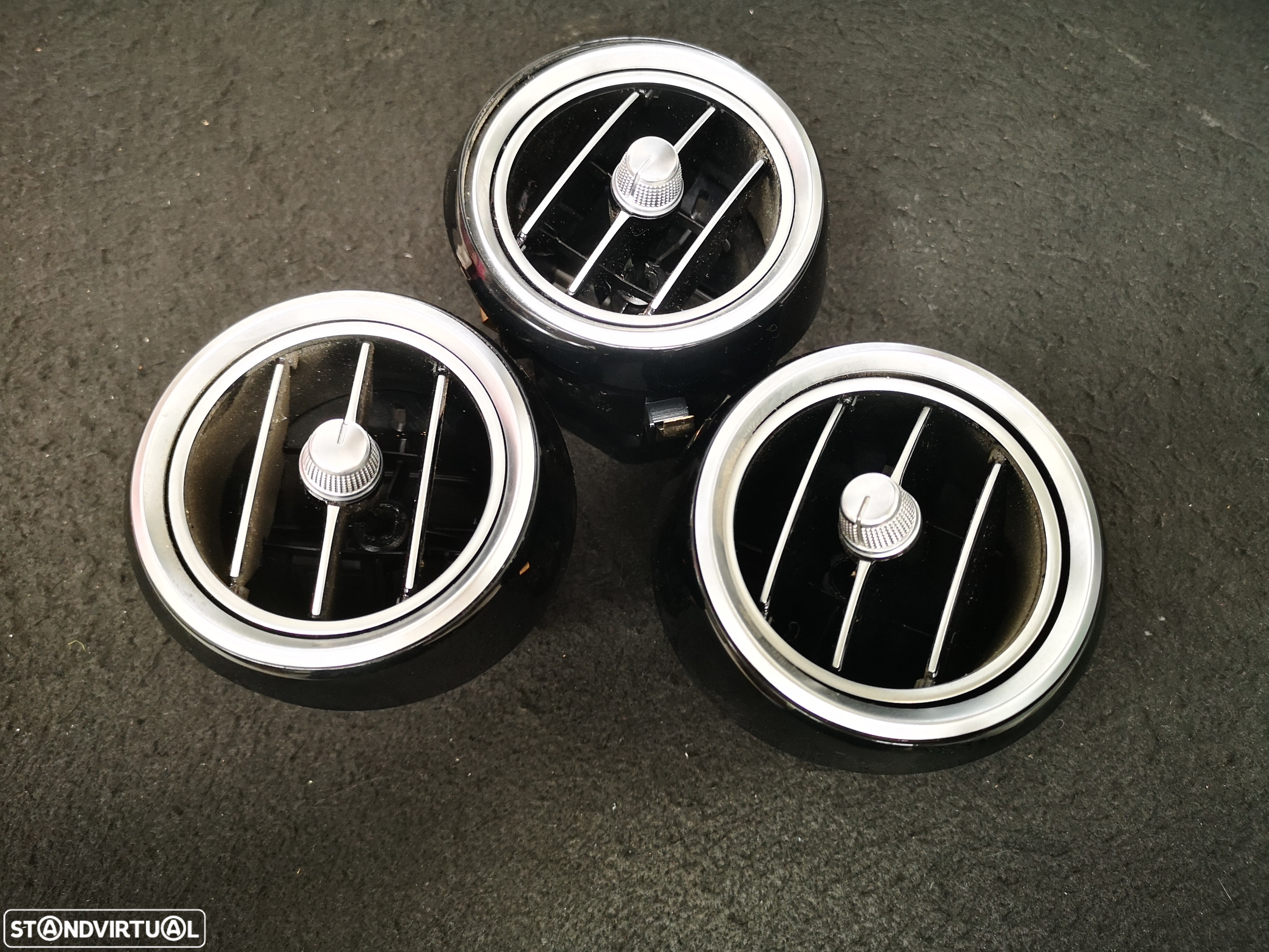 Grelha de sofagem central Originais Mercedes class c w205 2014+ - 5