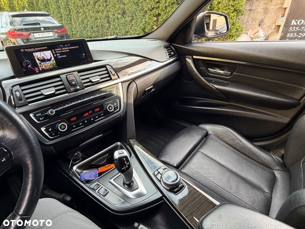 BMW Seria 3 320d Efficient Dynamic Edition Luxury Line - 26