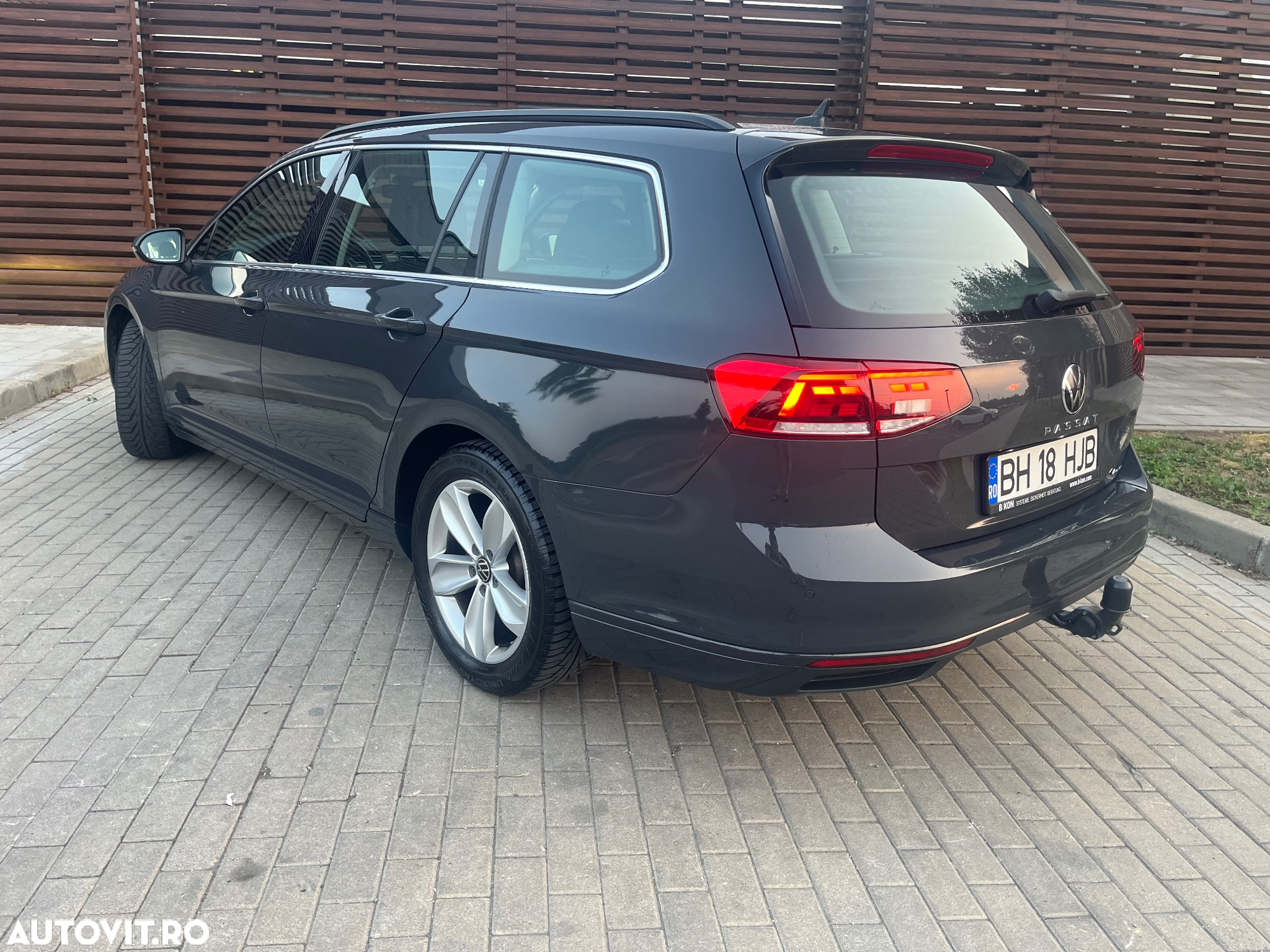 Volkswagen Passat Alltrack 2.0 TDI 4Mot DSG - 9