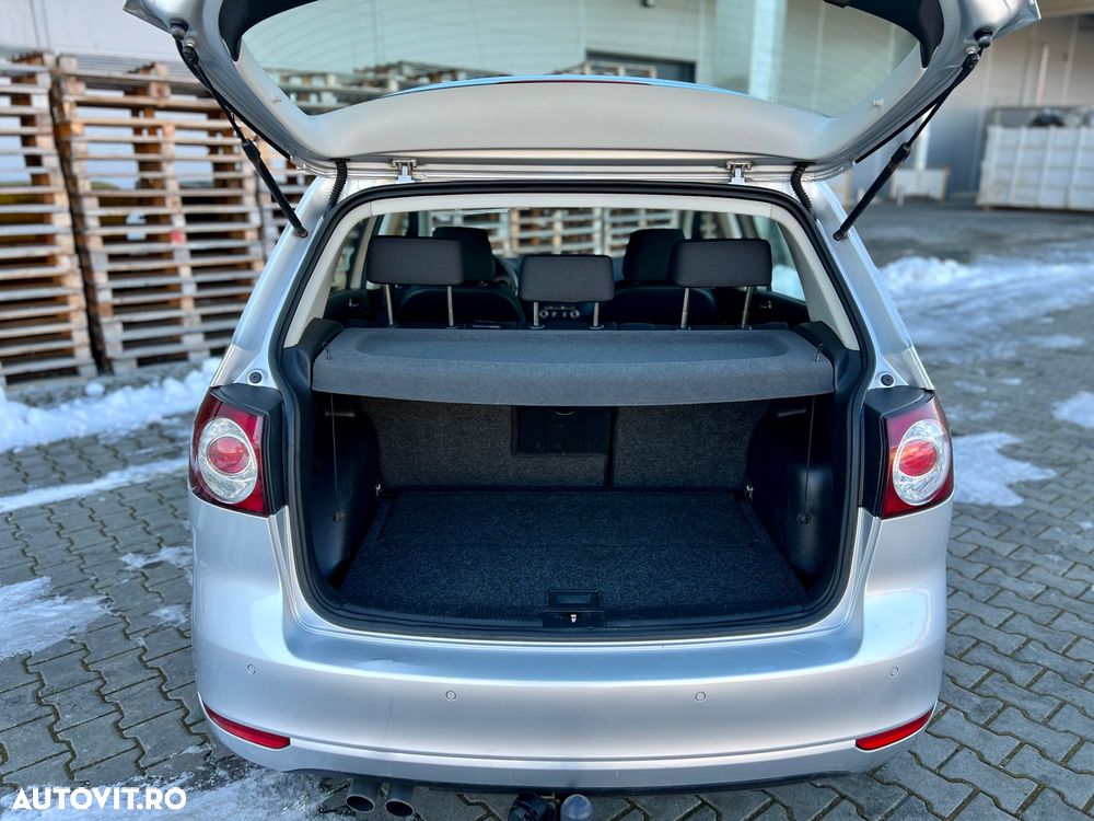 Volkswagen Golf Plus 2.0 TDI DPF Highline - 12