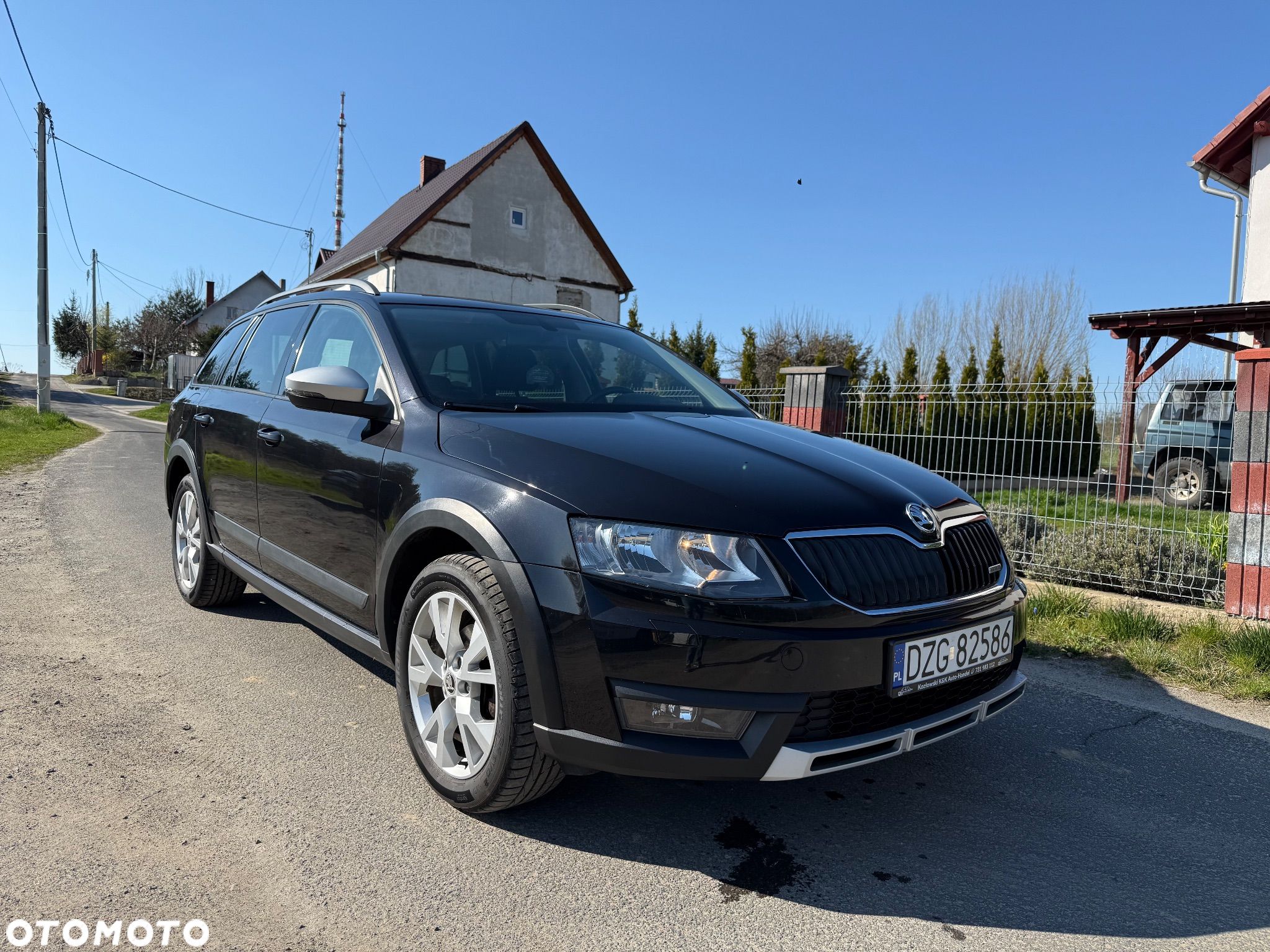 Skoda Octavia Combi 2.0 TDI 4x4 Scout - 1