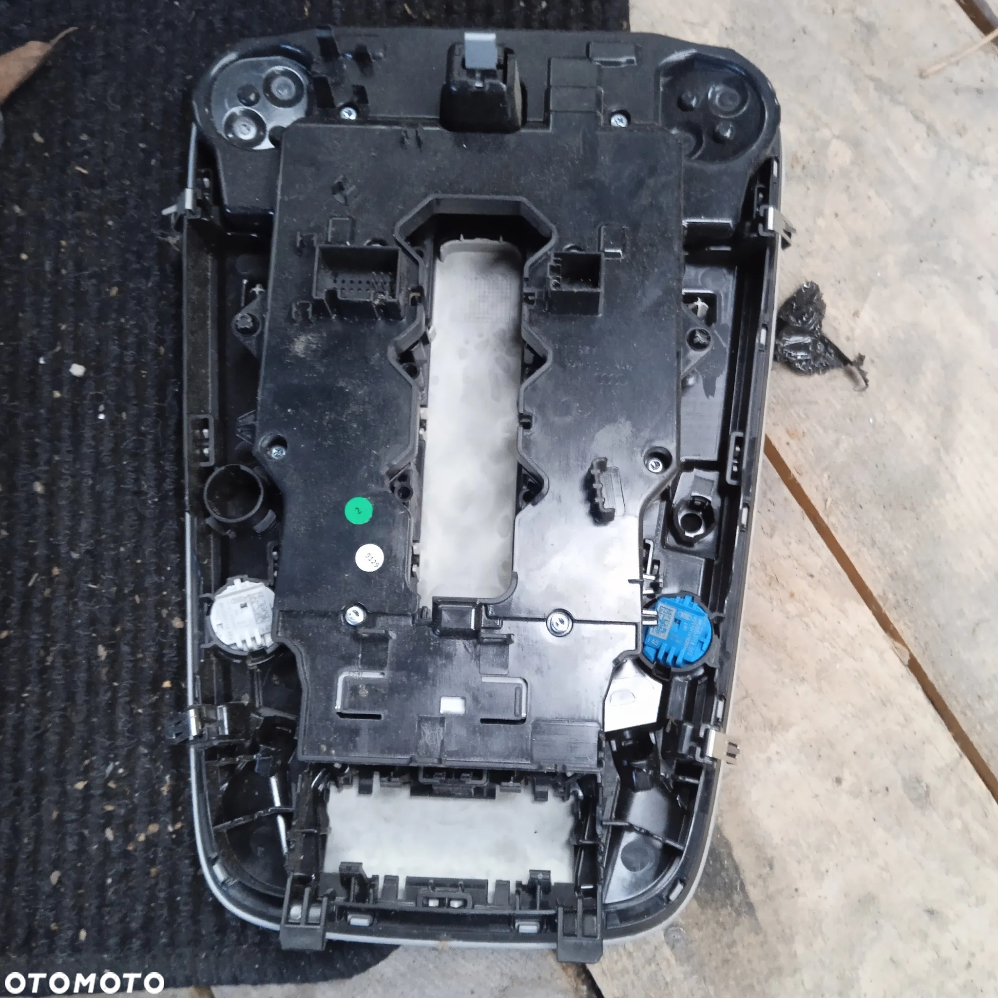 Oświetlenie lampa sufitu A4 B9 kombi - 3
