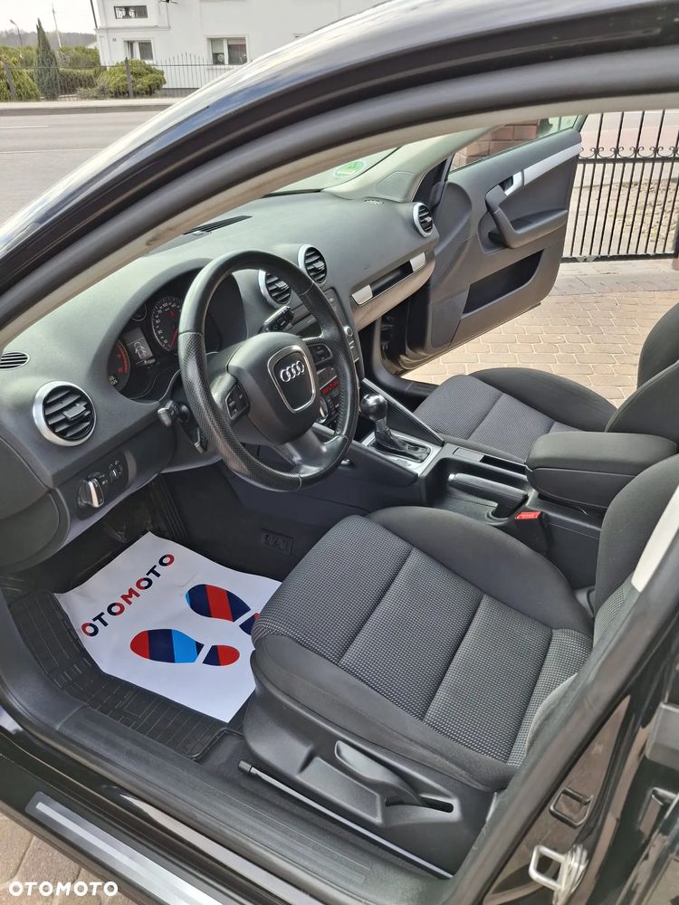 Audi A3 Sportback - 11