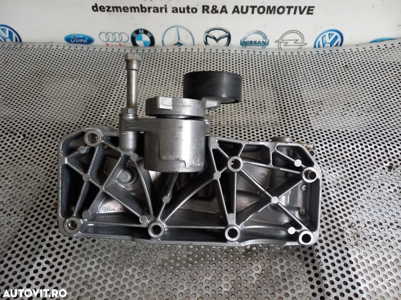 Suport Accesorii Cu Rola Intinzatoare Noua Sub 1.000 Km Bmw 2.0 Diesel B47 Cod  M2 M3 M4 M5 M6 M7 M - 6