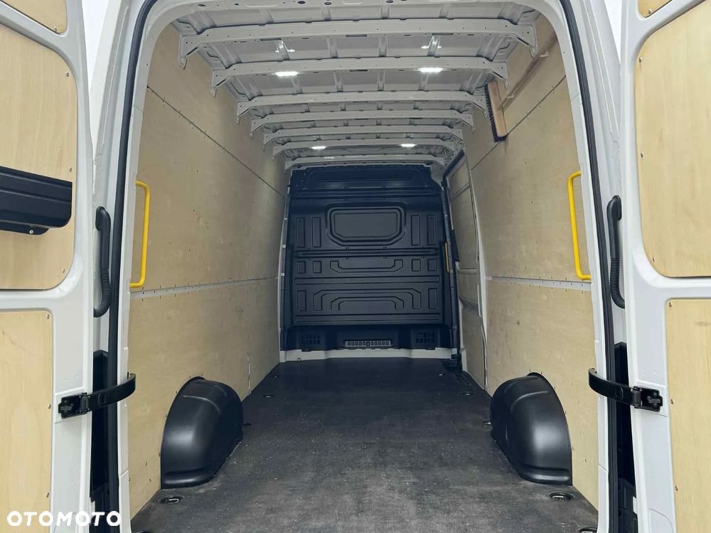 MAN TGE 3.180 FURGON 4x2F SB - 11