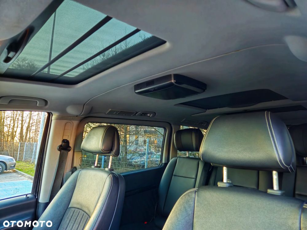 Mercedes-Benz Viano - 16