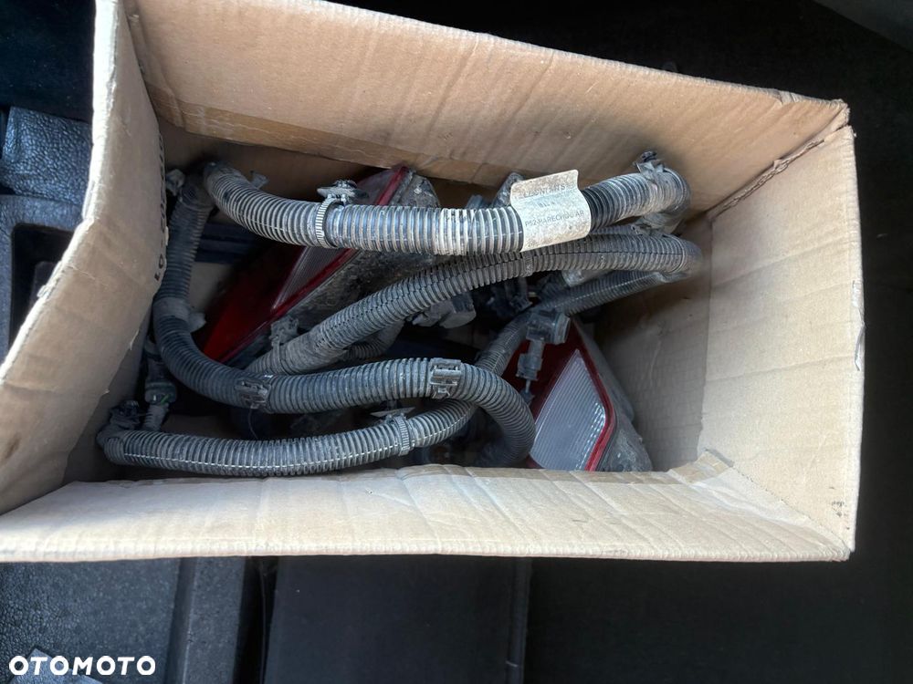 Peugeot 308 1.5 BlueHDi Active S&S EAT8 - 19