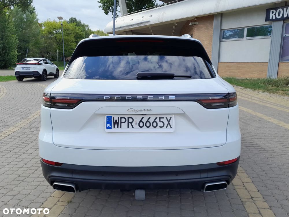 Porsche Cayenne - 7