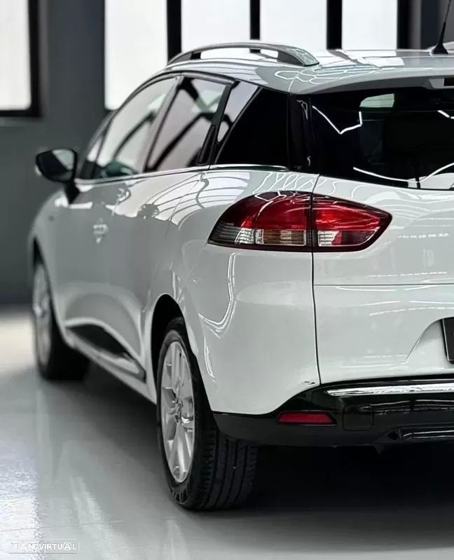 Renault Clio Sport Tourer 1.5 dCi Limited — fotografia 16