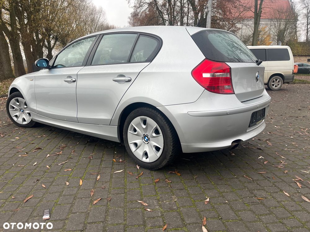 BMW Seria 1 - 2
