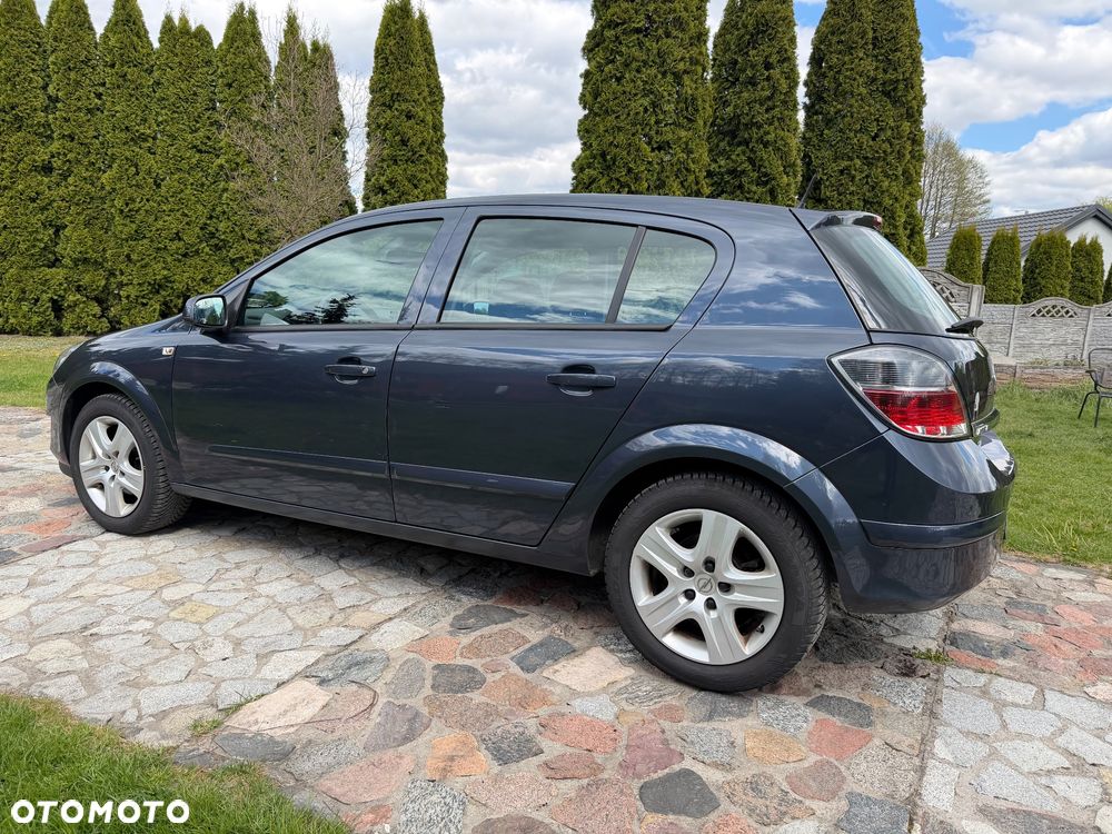 Opel Astra - 32