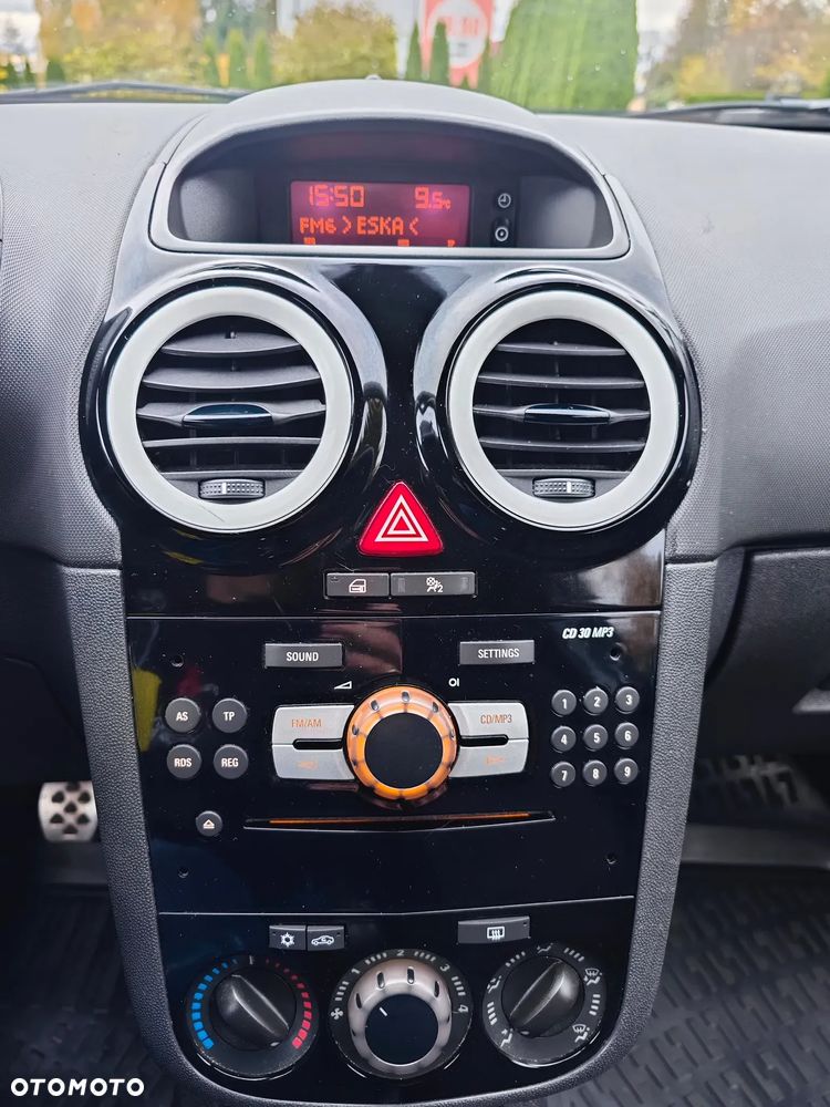 Opel Corsa 1.6 Turbo GSi - 14