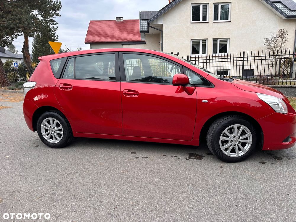 Toyota Verso - 9