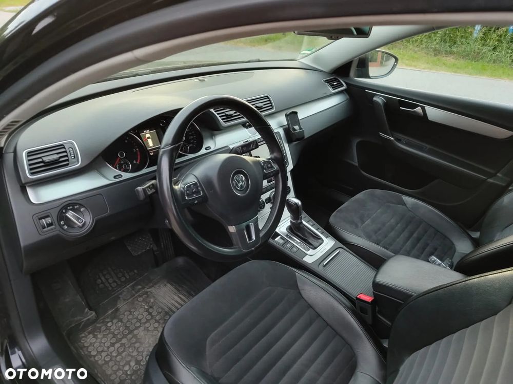 Volkswagen Passat 2.0 TDI DSG BlueMotion Technology Highline - 6