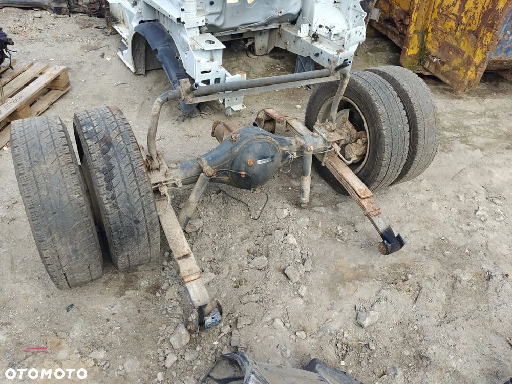 MOST TARCZE RESORY KOMPLET 3.0 TDI MITSUBISHI CANTER FUSO 2011 r 6 ŚRUB - 3