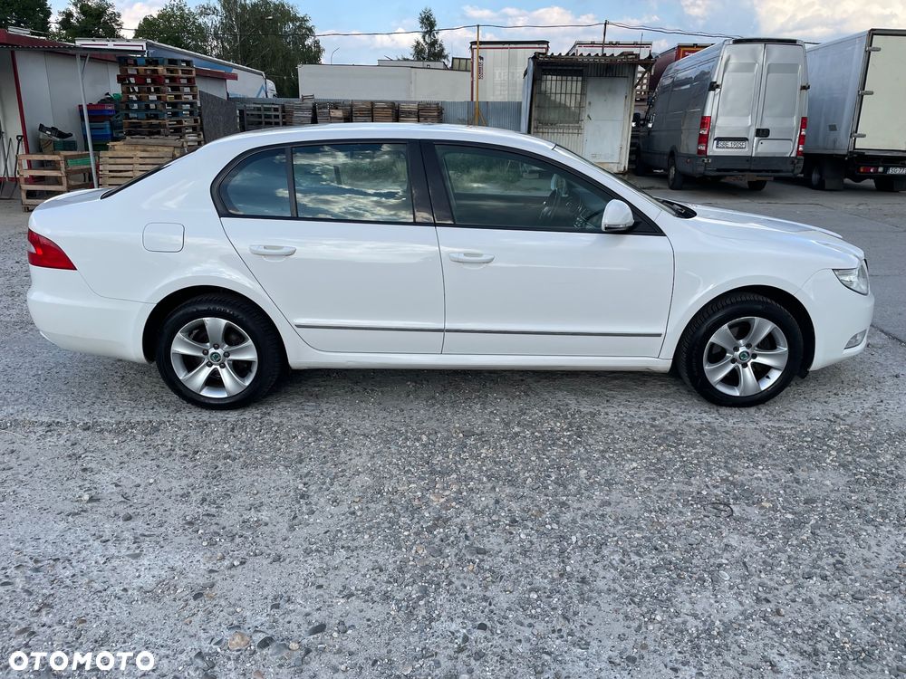 Skoda Superb 1.6 TDI Active - 4