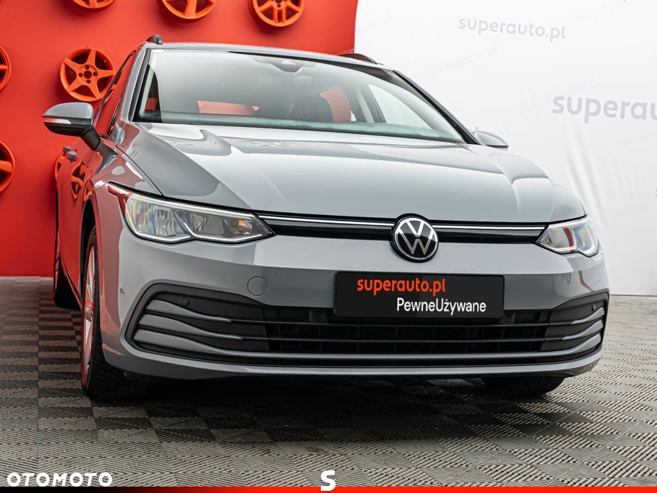 Volkswagen Golf - 22