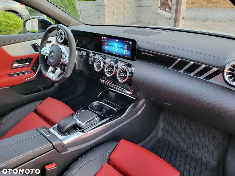 Mercedes-Benz Klasa A 35 AMG 4-Matic 7G-DCT - 12