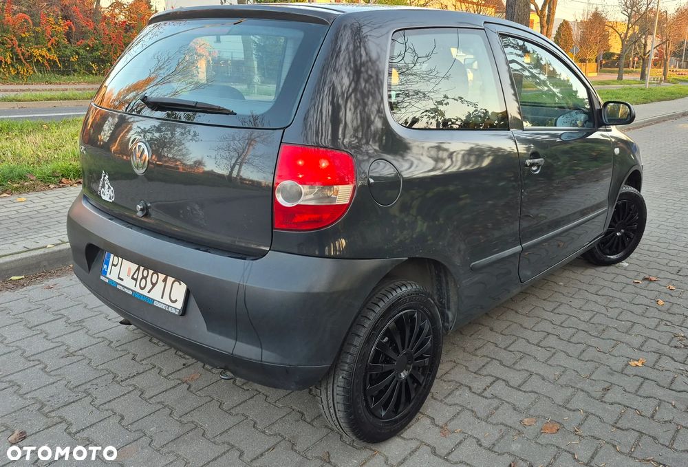 Volkswagen Fox - 4