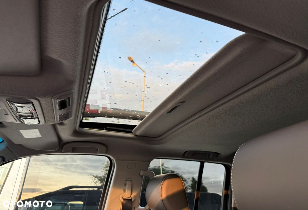 Nissan Navara 3.0 D V6 Platinum Long EU5 - 17