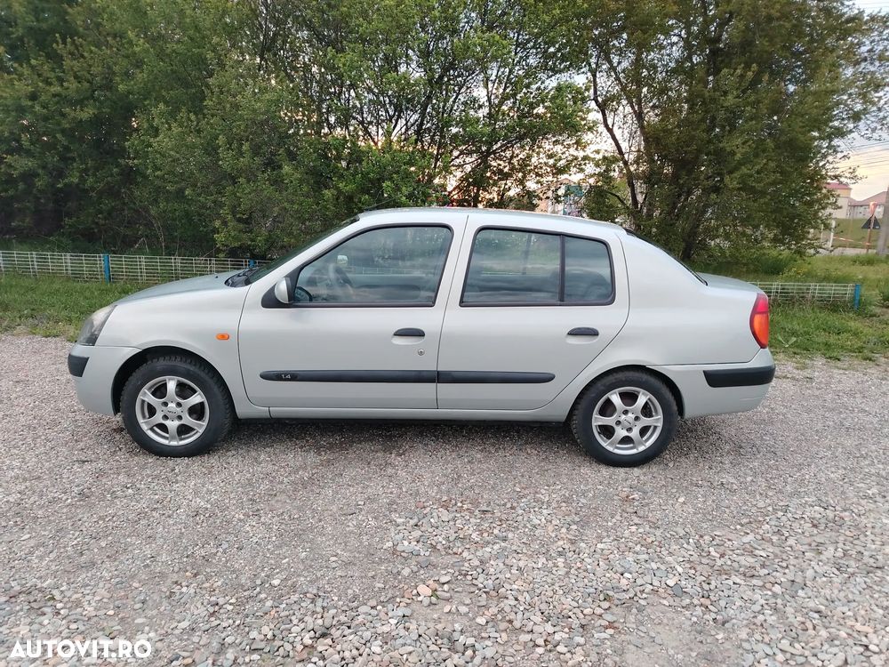 Renault Clio - 2
