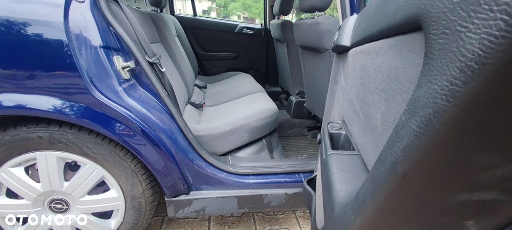 Opel Astra 1.4 Essentia - 20
