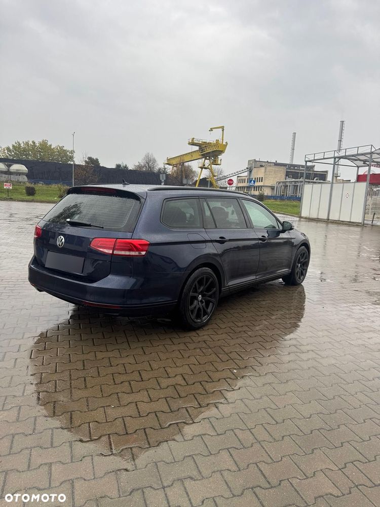 Volkswagen Passat 2.0 TDI BMT Trendline - 3