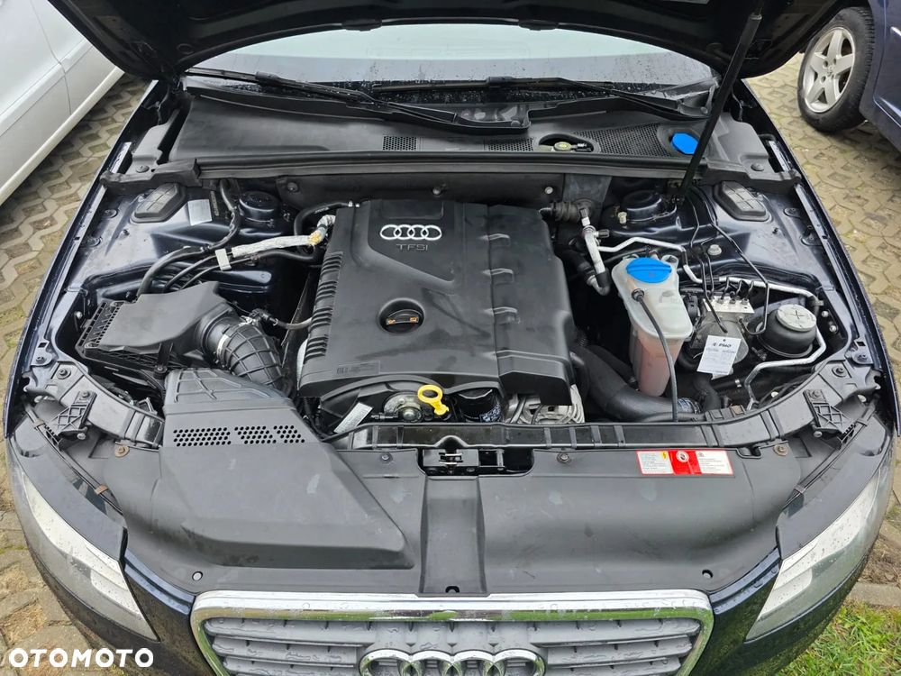 Audi A4 Limousine - 13