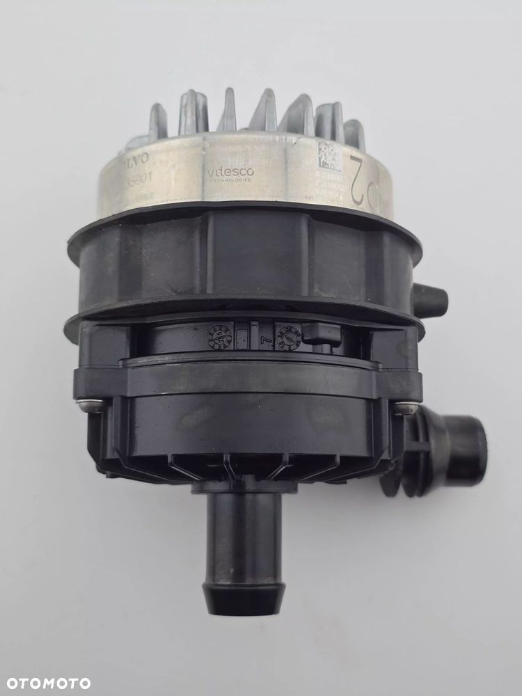 NOWA ORYGINALNA POMPA WODY VOLVO EX90 POLESTAR 3 32435901 - 2