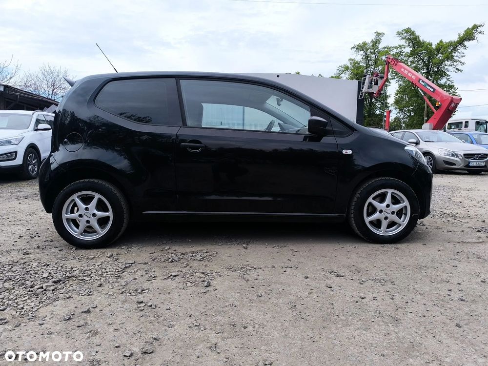 Volkswagen up! - 11