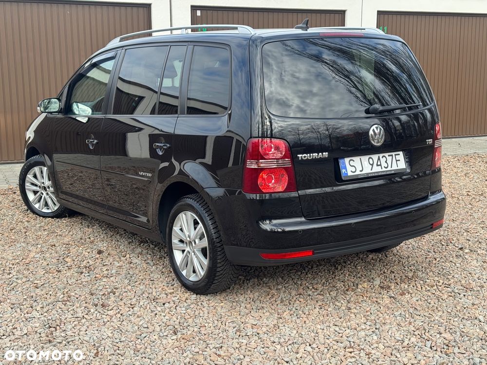 Volkswagen Touran 1.4 TSI United - 3