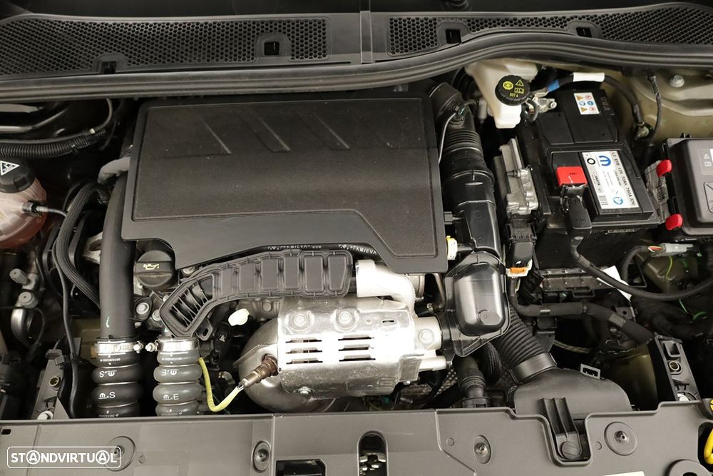 Peugeot 208 1.2 PureTech Style - 24