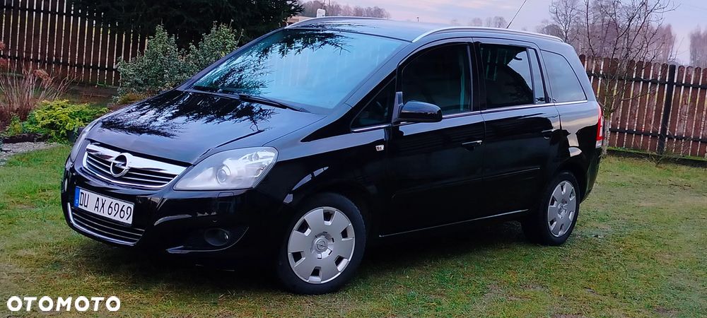 Opel Zafira - 1