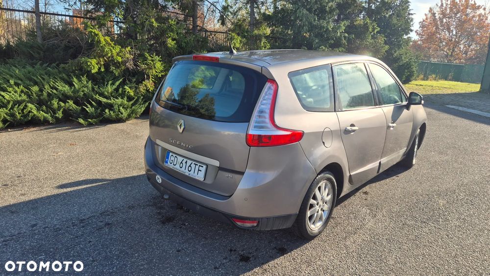 Renault Scenic - 4