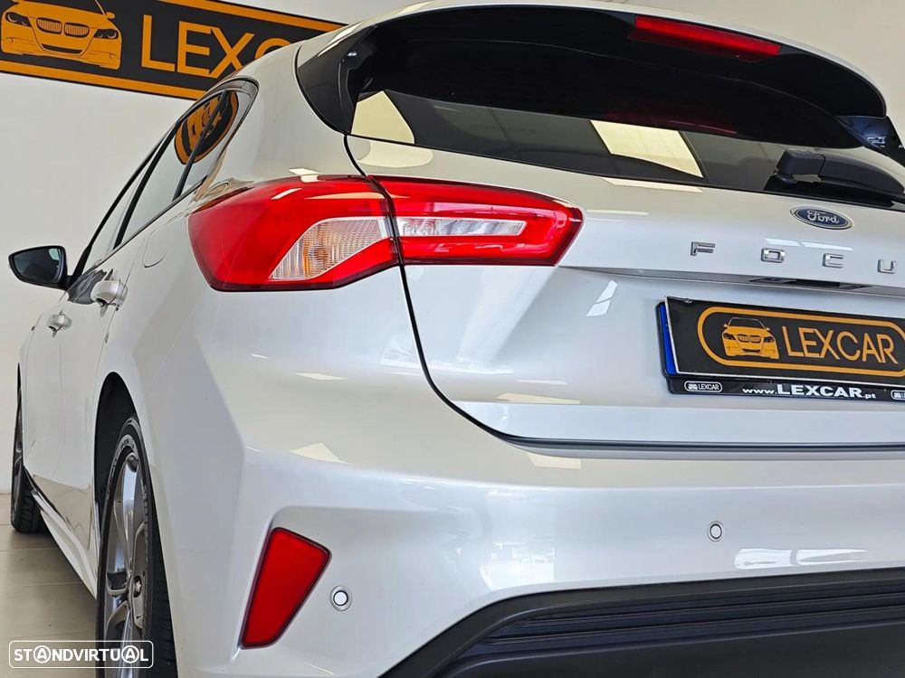 Ford Focus 1.0 EcoBoost ST-Line - 26